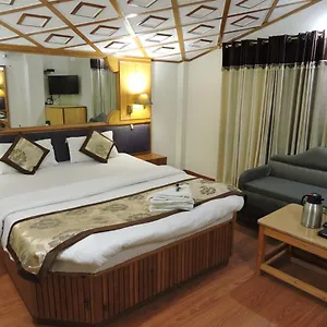 hotel-chaman-palace.shimlahotels.net/